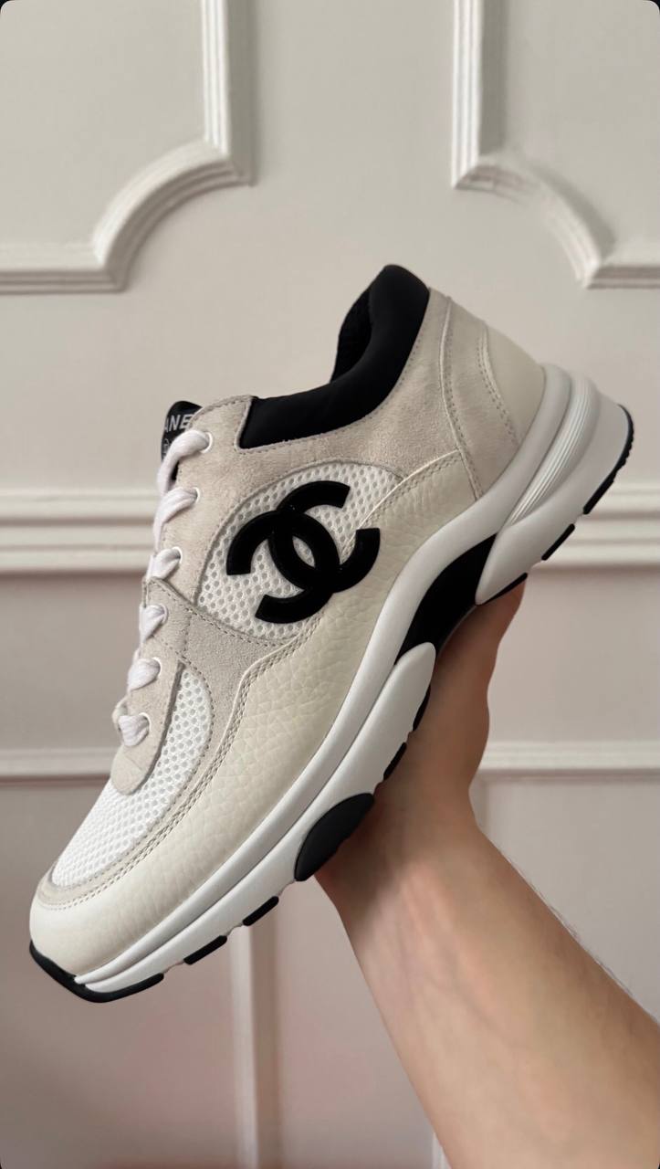 Chanel Cc Runners - White & Black